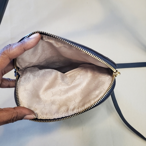 Michael Kors Bedford Blue Flap Zipper Nylon Crossbody Bag - Picture 5 of 10